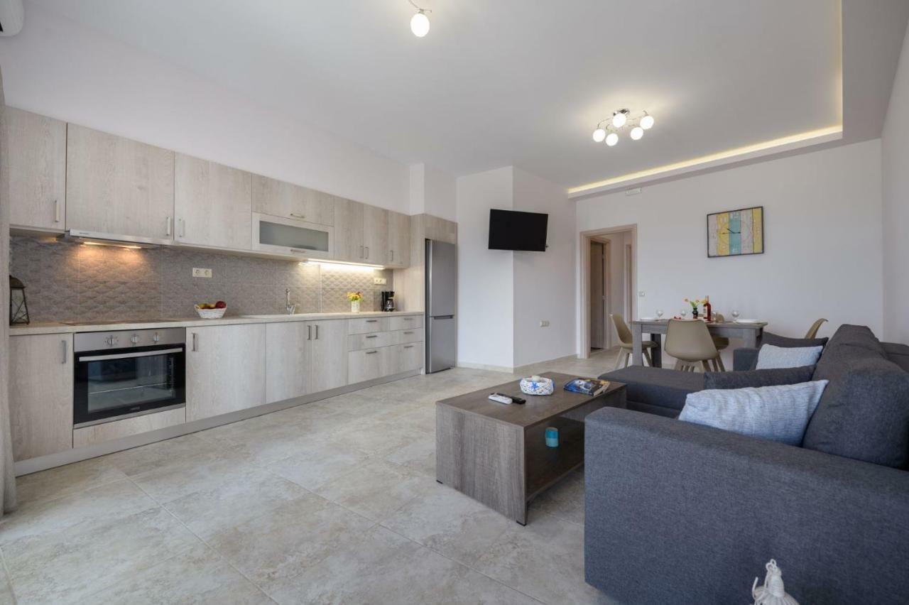 Coral Sea Apartment Kókinosz Pírgosz Kültér fotó